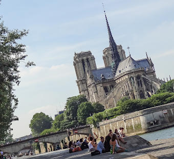 Former Royal Leisure Parks Plus City Gardens Located In The Capital City Of Paris